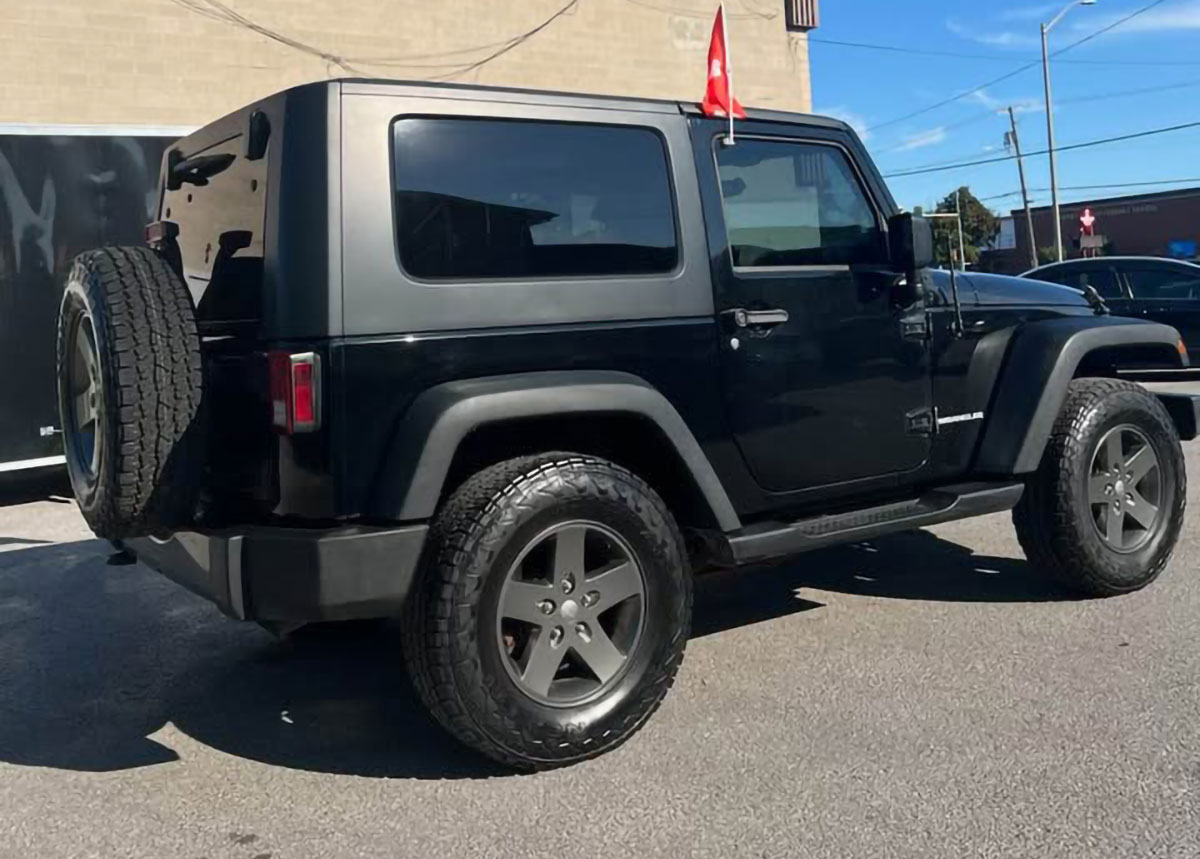 2010 Jeep Wrangler - Image 3