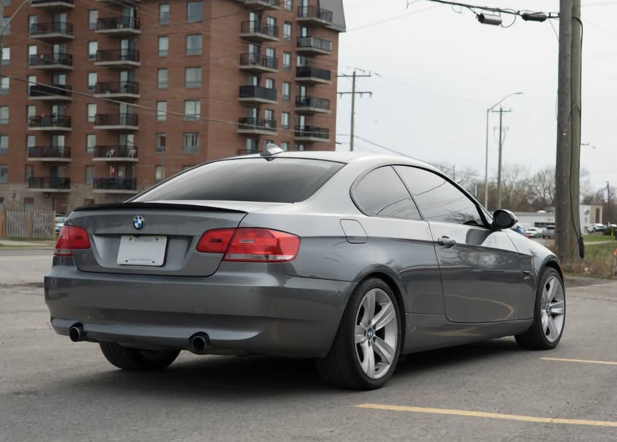 2009 BMW 335xi - Image 8